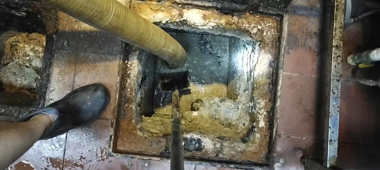 五家渠化油池清理-污水池清掏